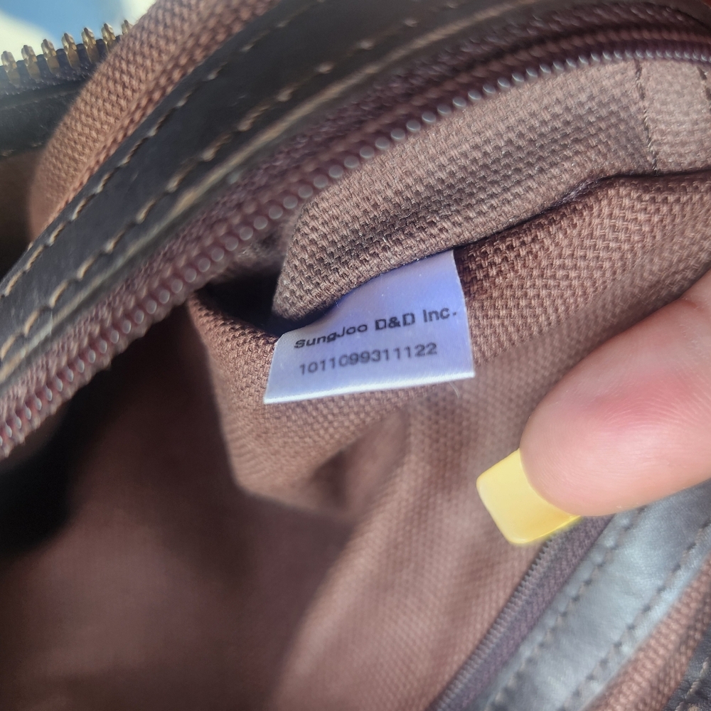 MCM Brown Visetos Tote with Gold Accents - Picture 12 of 16